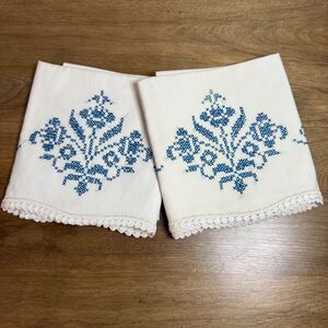 Vtg Lot 2 Hand Embroidered Floral Standard Pillowcases Cross Stitch Crochet Trim